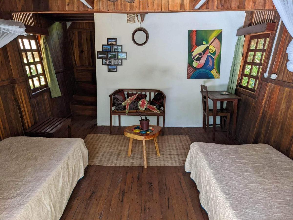 Les Acacias Bungalows Manambolo Kültér fotó