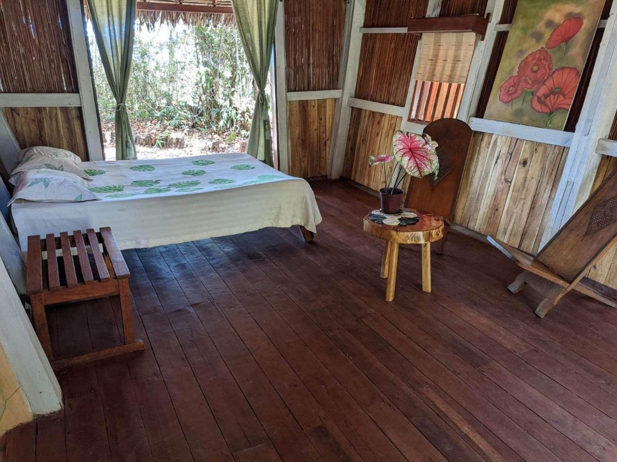 Les Acacias Bungalows Manambolo Kültér fotó