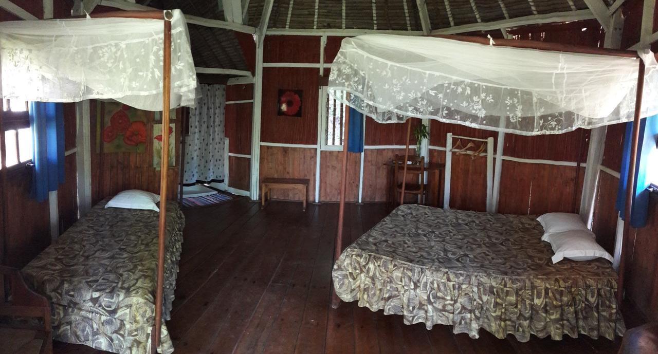 Les Acacias Bungalows Manambolo Kültér fotó