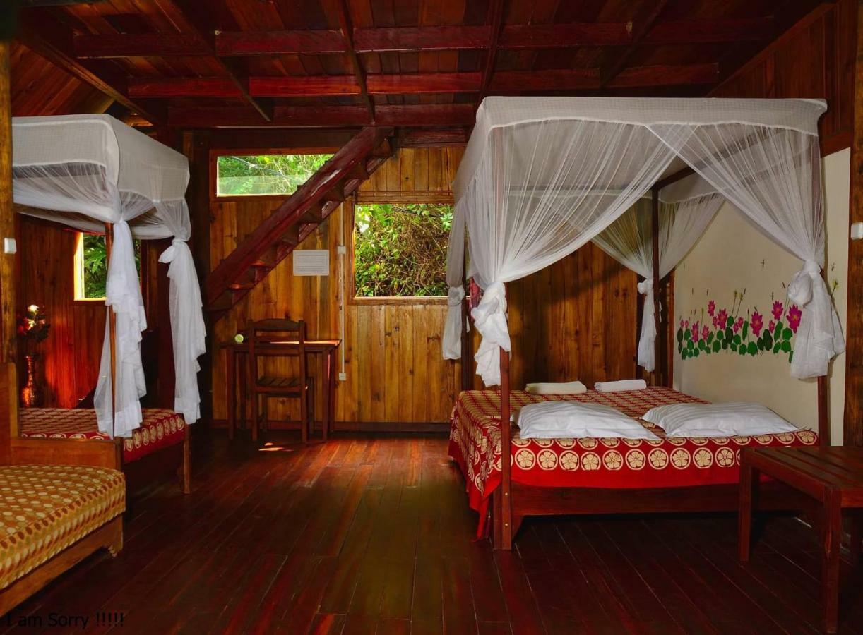 Les Acacias Bungalows Manambolo Kültér fotó